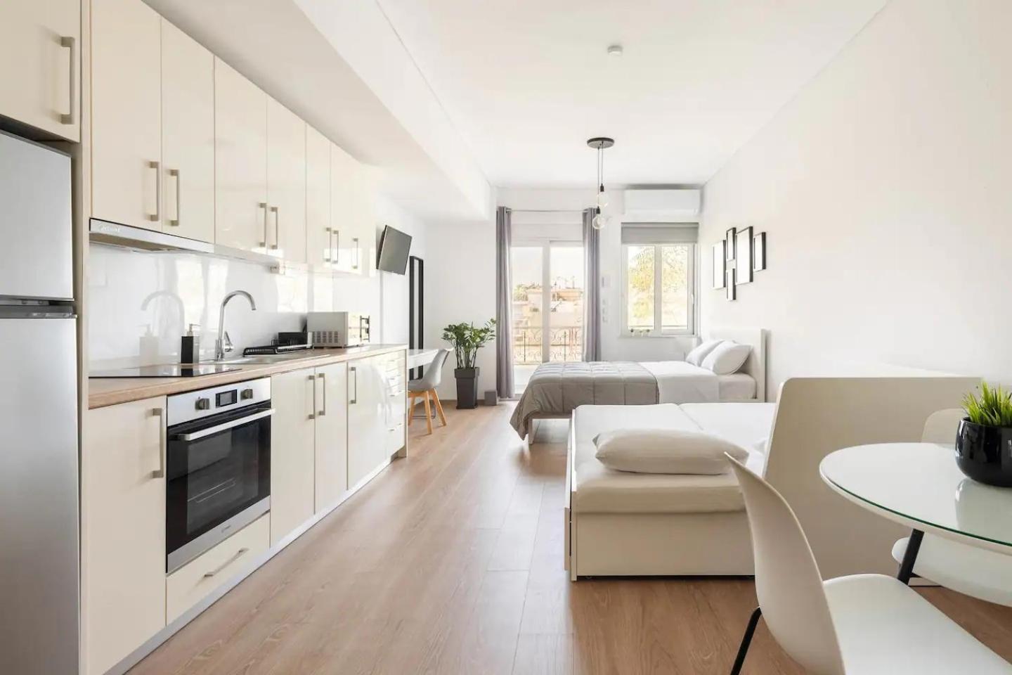 Boutique Studios Near Airport Палини Екстериор снимка