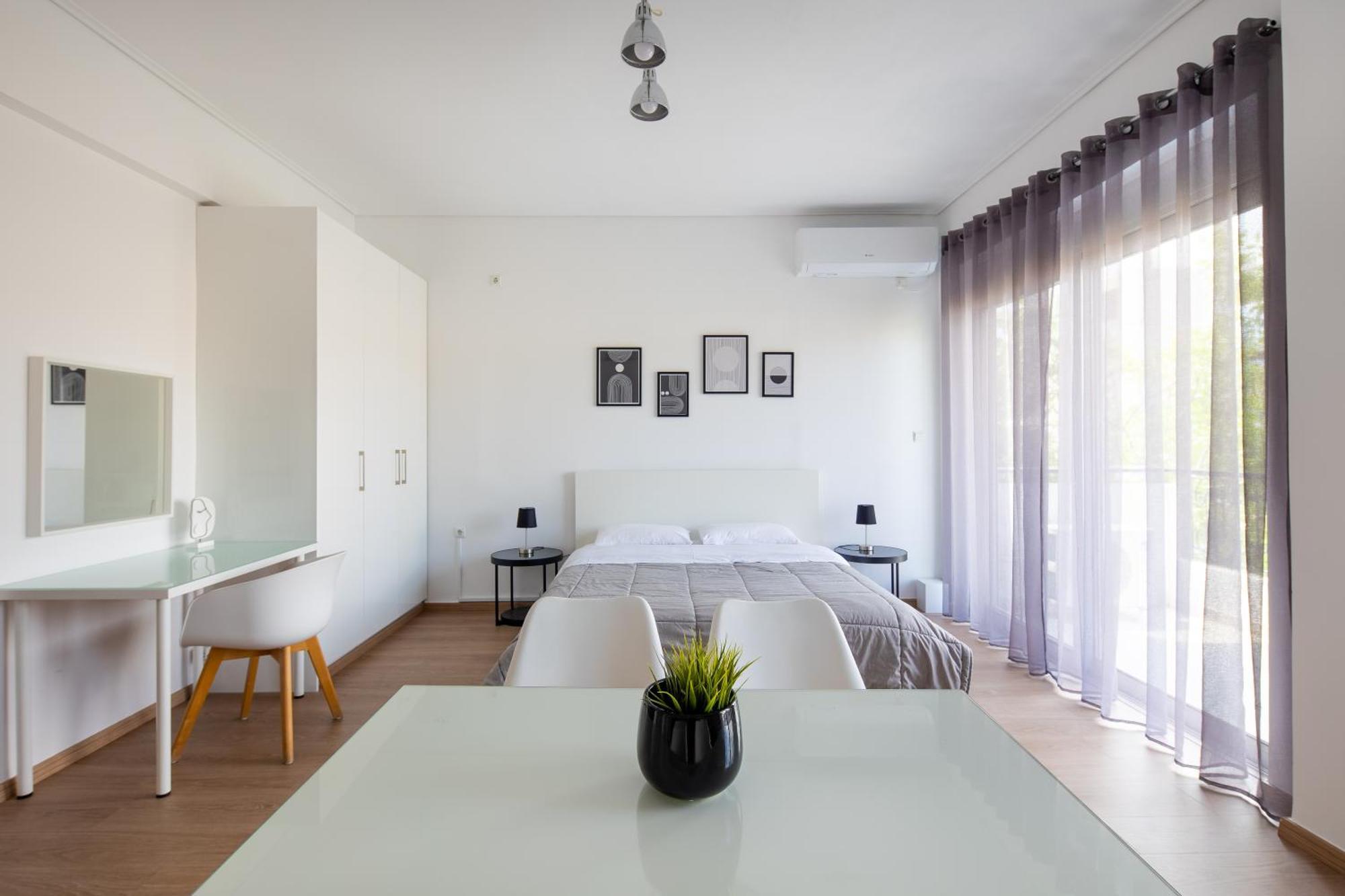 Boutique Studios Near Airport Палини Екстериор снимка